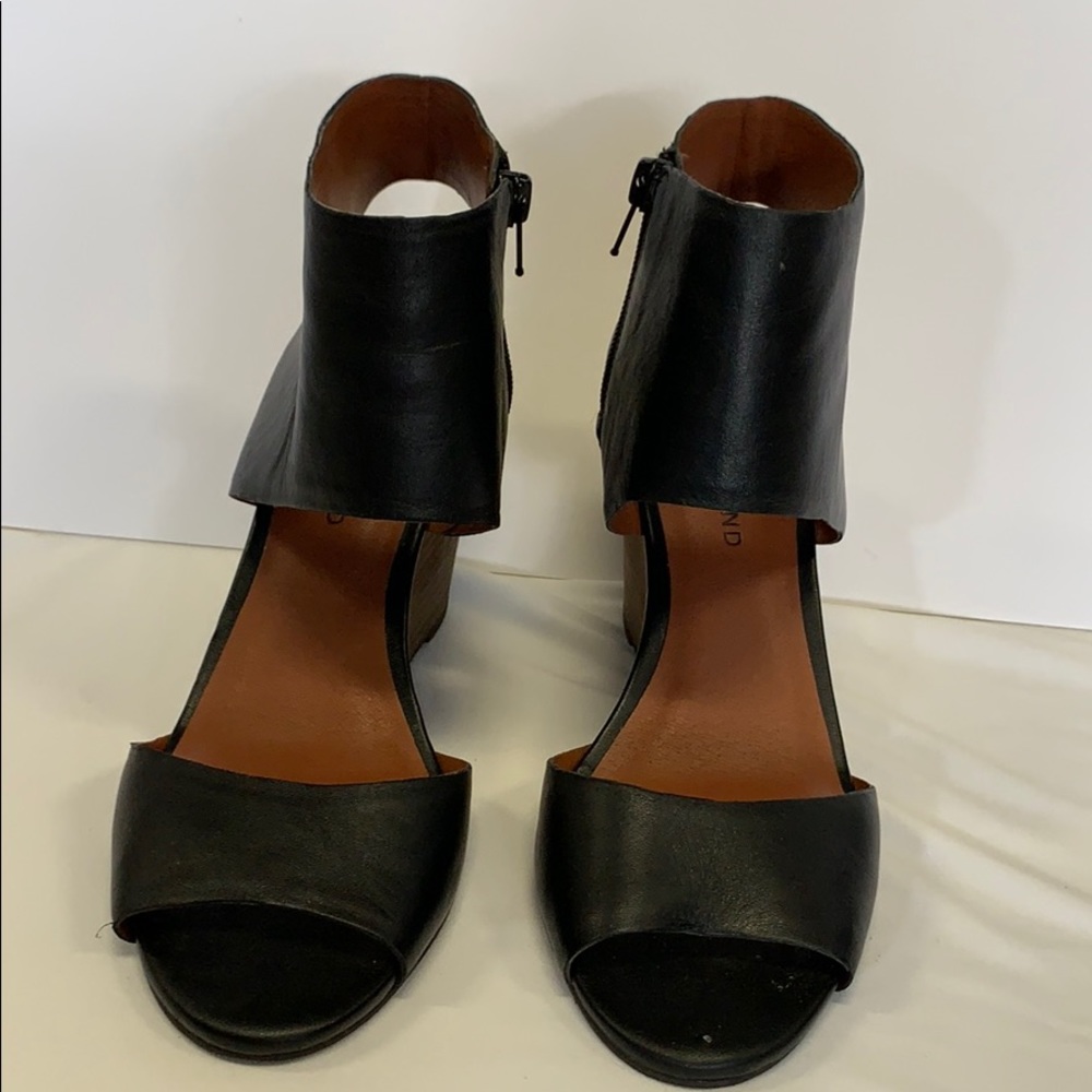 Lucky brand open toe wedge shoes